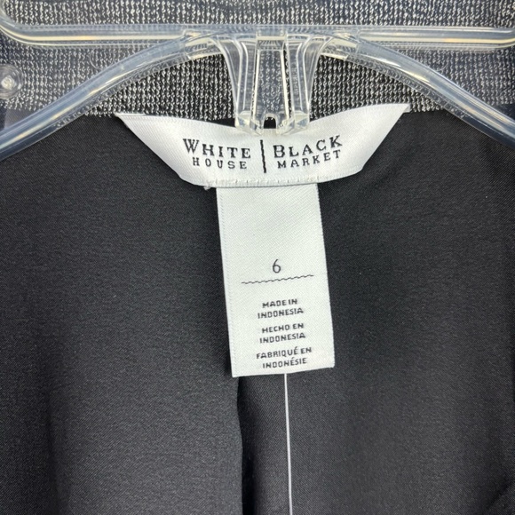 NWT White House Black Market  Blazer with Black grosgrain trim size 6 - Picture 2 of 13